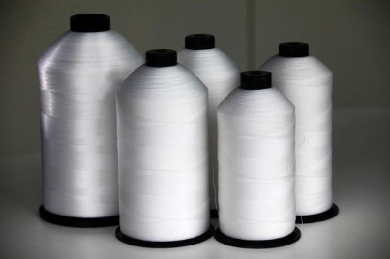 ভালো দাম 20/3 PTFE সেলাই থ্রেড 1250d ফিল্টার ব্যাগ বিনামূল্যে নমুনা সমর্থিত সাদা কালো লাল নীল অনলাইন